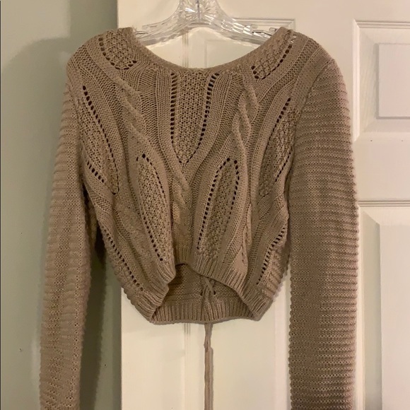 Cropped sweater - Picture 1 of 2
